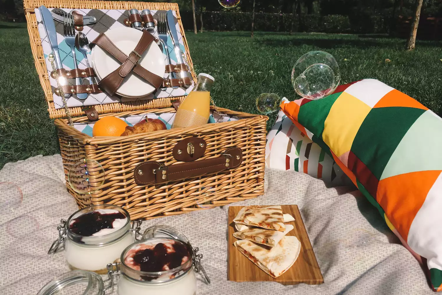 Where Can I Buy a Picnic Blanket